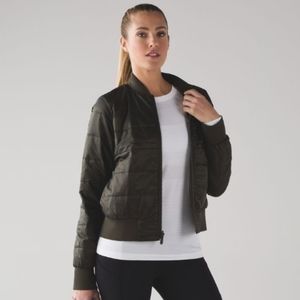 Lululemon Athletica Non-Stop Bomber Reversible Jacket in Dark Olive sz 6